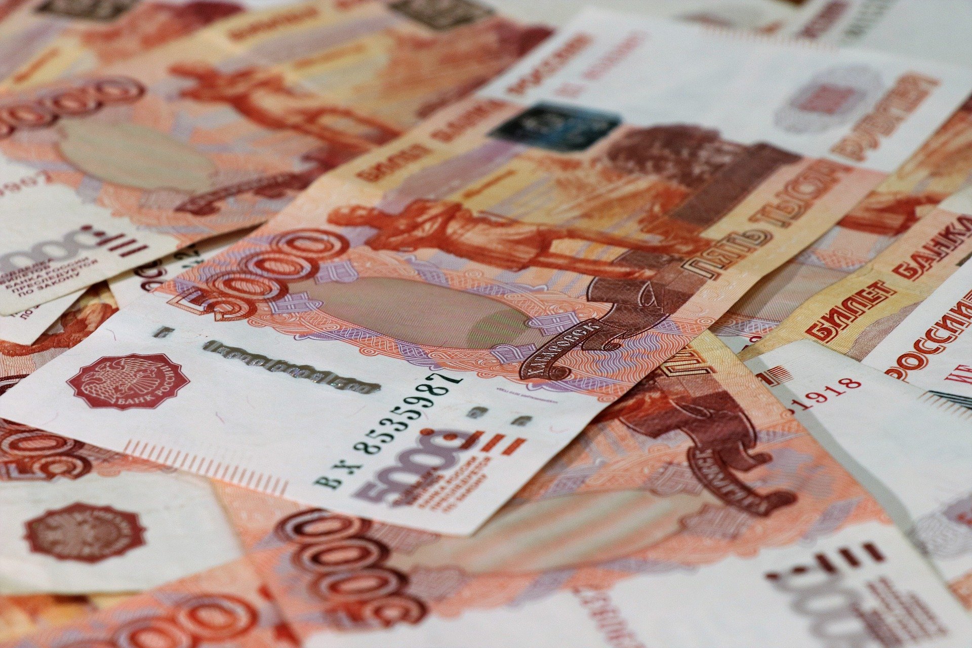 Доплата за работу в выходные в расчете среднего заработка
