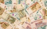 Работницам в декрете премии не платят