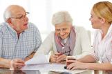 Пособия работникам 65+ ФСС выплачивает до окончания режима самоизоляции