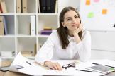 Нужно ли в расчет среднего заработка включать оплату за работу в выходной?