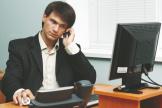 Как налоговый инспектор должен общаться с вами по телефону?