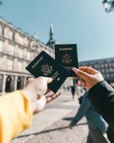 У иностранного работника поменялся паспорт