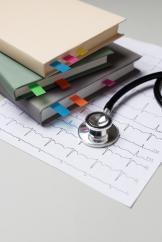 Медицина: проверяем право на нулевую ставку по прибыли за 2025 год