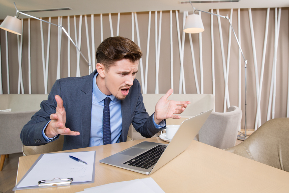 Почему нельзя из зарплаты работника удержать стоимость СИЗ