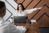 Как правильно уволить работника за неоднократное неисполнение трудовых обязанностей?