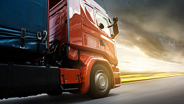 Столкнулись две машины одного ИП: положена ли предпринимателю страховка?