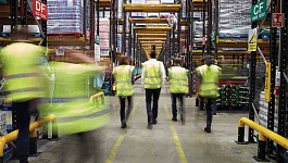 Как взять на работу иностранца