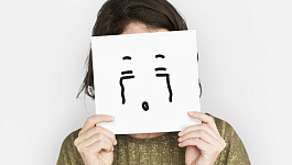 Работника, уехавшего за границу, можно уволить за прогул, но не всегда