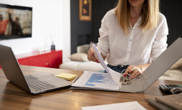 Как заменить годы в расчетном периоде, если работница уходит в декрет в 2026 году