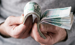 Пожизненные выплаты бывшему работнику-пенсионеру: облагаются ли НДФЛ и взносами?