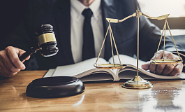 Суд посчитал, что ФСС неправомерно отказал в возмещении расходов на пособия