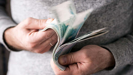 Как выплатить зарплату за нерабочие дни. Памятка