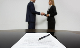 На выплаты по договорам дарения страховые взносы начислять не нужно