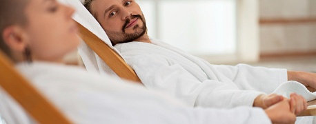 Исчисляют ли турналог санатории, если путевку оплатила организация