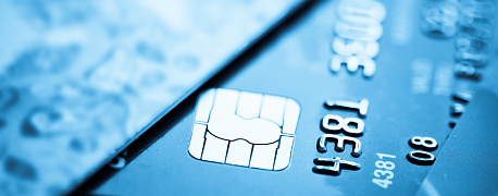 Почему нельзя выплачивать зарплату работнику с карточки директора