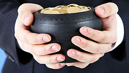 Может ли физическое лицо оплачивать налоги за юридическое?