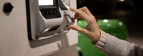 Обязан ли работник присоединяться к «зарплатному проекту»