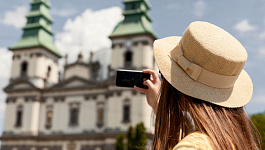 Кому фирма обязана предоставить отпуск не графику