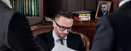 Не спешите с уведомлением об увольнении иностранца