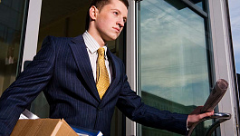 Выходное пособие при увольнении сотрудника: НДФЛ и страховые взносы