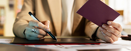 У нового работника нет трудовой: как действовать работодателю?