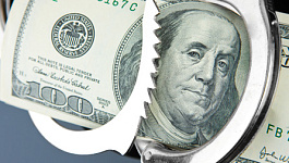 Налоговики получат доступ к банковским счетам россиян