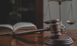 Суд признал выемку документов из кабинета гендиректора фирмы незаконной