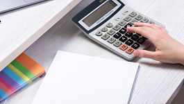 Как считать больничный, если стаж работника меньше полугода?