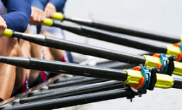 Оплата работникам занятий в спортивных секциях