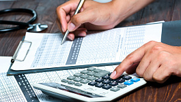 ИП перешел с "упрощенки" на НПД,  а затем закрылся: что со взносами? 