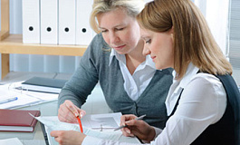 Перечисляем зарплату на пластиковые карты