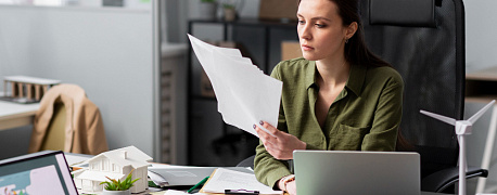 Для сдачи налоговой декларации по УСН за 2025 года можно применять две формы