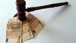 Штраф для фирмы и бухгалтера: КС РФ об административной ответственности за налоговые нарушения