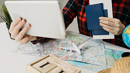 По каким правилам работать в 2026 году при выдаче денег под отчет на карту?