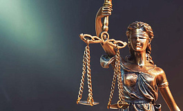 Суды против «жадин», «врунов» и «антиваксеров»: трудовые споры, в которых победили работодатели