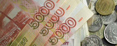 Зарплата наличными, а не переводом на карту: стоит ли соглашаться работодателю?