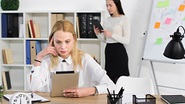 Как определить стаж работника при приеме на работу?