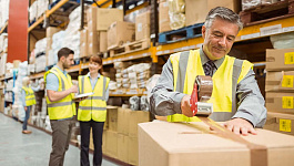 Выдаем работнику сведения о трудовой деятельности по форме СТД-Р