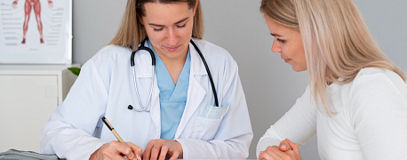 Может ли работник вместо больничного на один день предоставить справку от врача