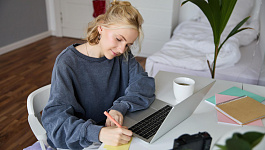 Как корректно заполнять уведомления о фиксированных страховых взносах: напомнили налоговики