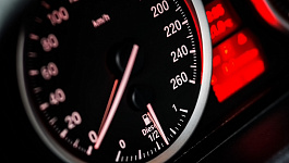 Компенсация за работу на личном авто. Когда НДФЛ платить не нужно