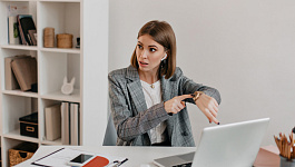 Как отозвать работника из отпуска?