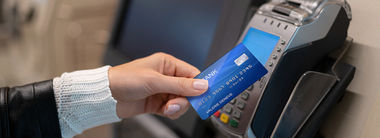 Когда размер премии должен быть указан в приказе о приеме на работу