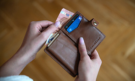 Если нужно на испытательном сроке установить оклад меньше