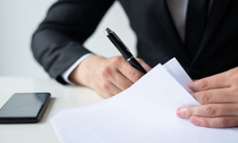 Обязательно ли составлять должностную инструкцию?