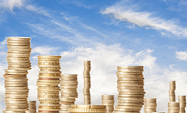 При переквалификации трудовых договоров следует избегать двойного налогообложения