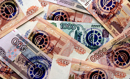 ФНС о страховых взносах: начислять на все выплаты в рамках трудовых отношений