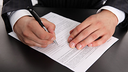 Переквалификация договоров подряда в трудовые: правомерно ли?  