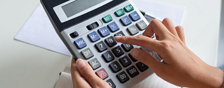 Рассчитываем пособие при суммированном учете рабочего времени