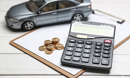 Бывшего владельца обязали заплатить налог за машины, которые он давно продал